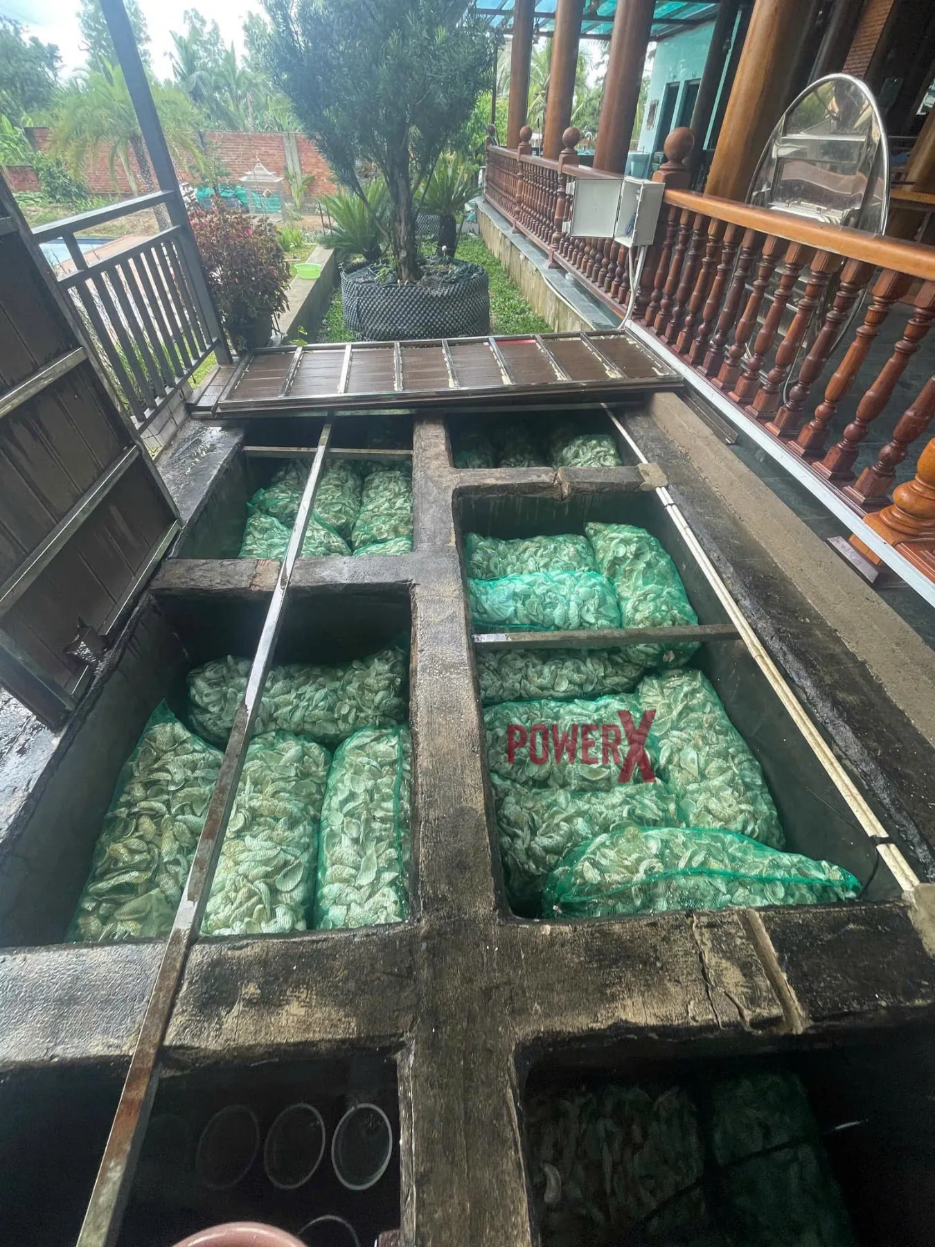 ngăn lọc 100 khối